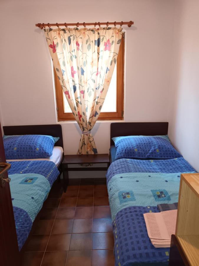 Apartmani Sikic Metajna Eksteriør billede